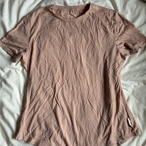 Nui Short Sleeve Crew Tee in Dusty Pink